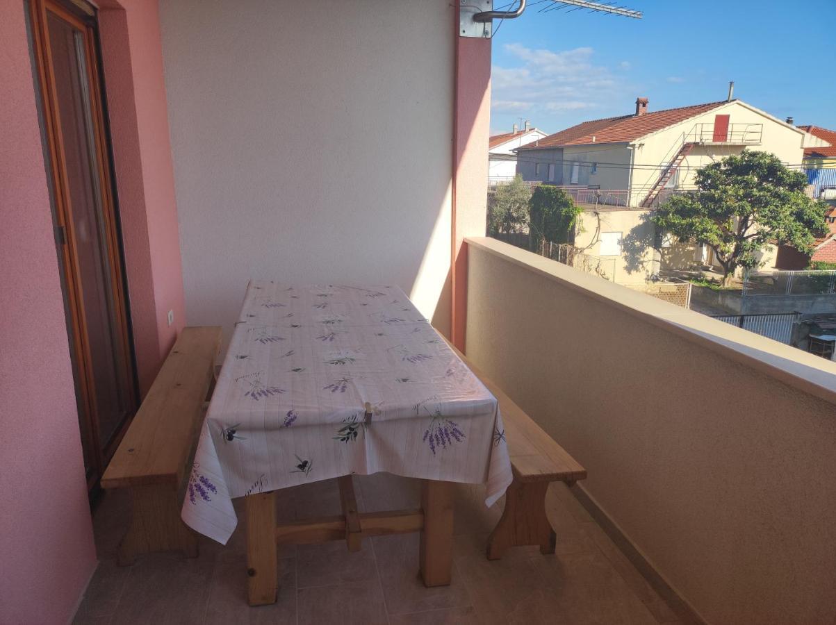 Kaštela Apartment Paic מראה חיצוני תמונה